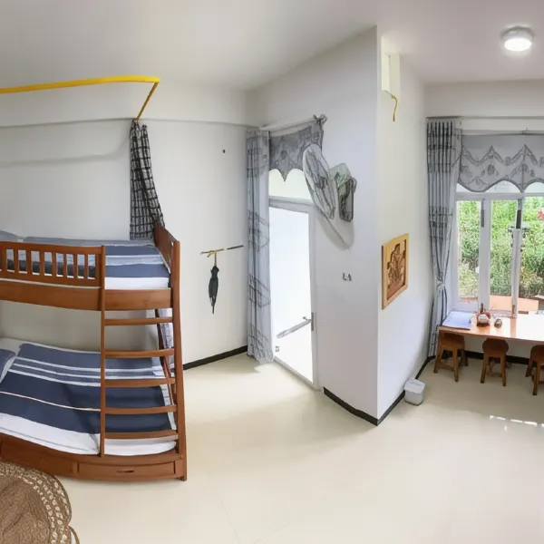 Madathil Regency Hotel - Housity