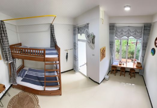 Kontum Home Sweet Homestay - Housity