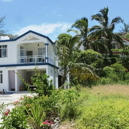 La Villa Allamanda