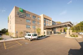 Holiday Inn & Suites KALAMAZOO WEST by IHG