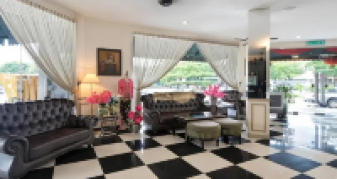 Luscious Hotel Hotel di Simpang Ampat