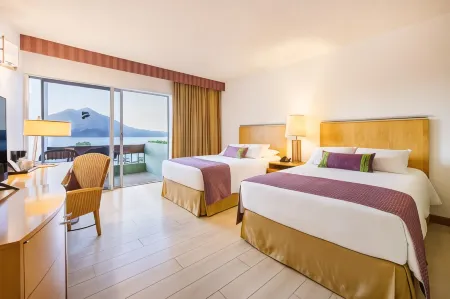 Porta Hotel del Lago
