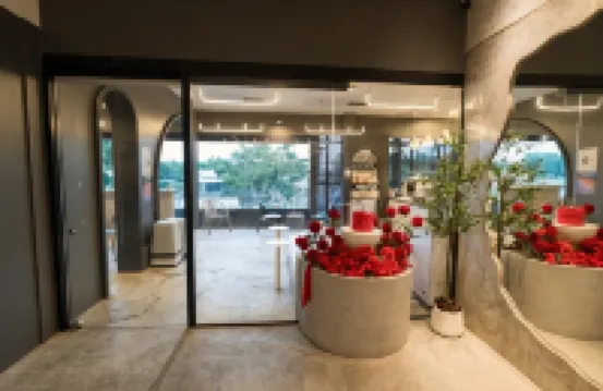SRIINTRA HOTEL