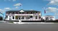 The Kentish Hotel Hotels in Tuakau