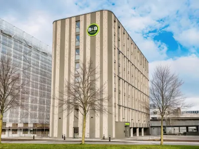 B&B HOTEL Rostock City-West Hotels in der Nähe von Bürgerpark Toitenwinkel
