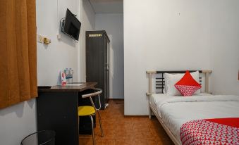 Super OYO 1844 Bravo Residence