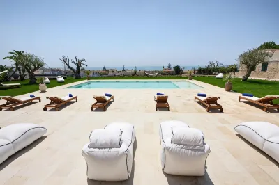 Poggio Leano Boutique Hotel Các khách sạn gần Quam