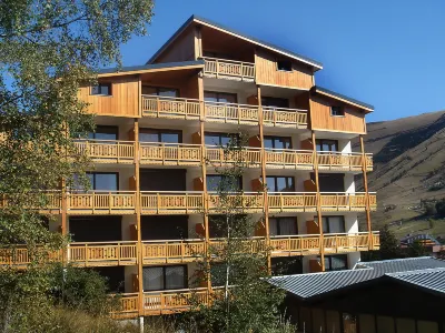 Le Super Venosc Hotels near Chalet Deux Alpes