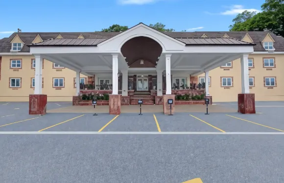 羅斯林酒店，希爾頓啟繽精選