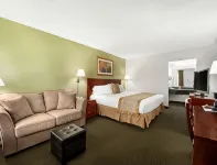 Ramada by Wyndham Temple Terrace/Tampa North