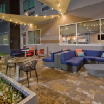 Tru by Hilton Waco South