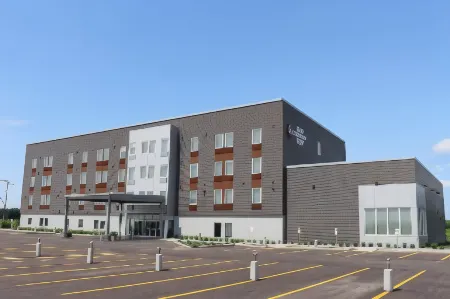 Best Western Plus Dauphin Отели в г. Дауфин