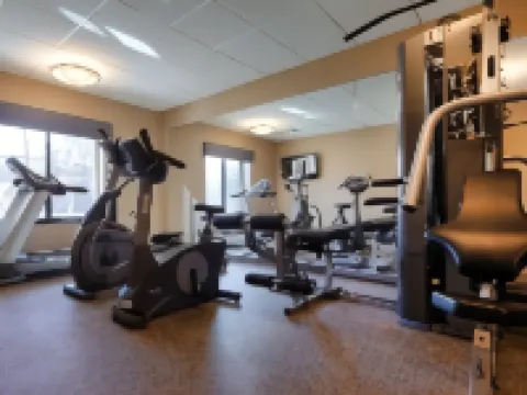 Best Western Plus College Park Hotel Hotels in Berwyn