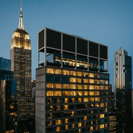 The Ritz-Carlton New York, NoMad Отели рядом с достопримечательностью «St. Luke's Place»