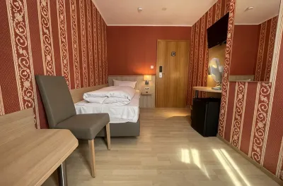 Hotel Hafner- Self check- in Hotels in Zuffenhausen