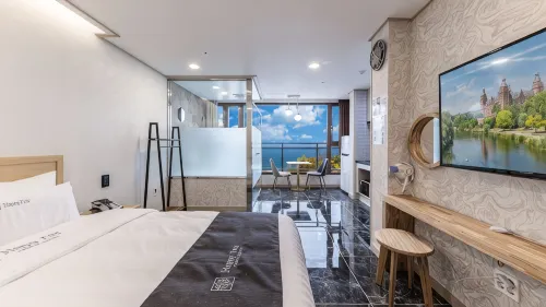 Buan Happy Tree Family Hotel