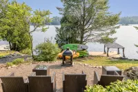 Muskoka Lakeshore Cottage Bliss - 3-Star