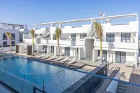 Esmeralda Cotillo Homes by Livvo - Strand
