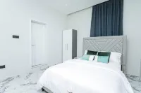 Modern Accra Home-West Legon Hotel a Dieren