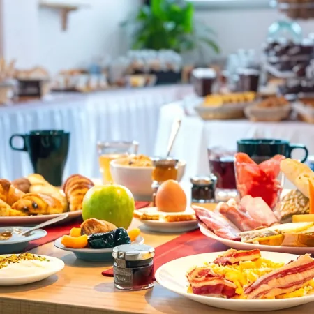 Meshal Hotel & Spa