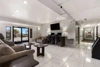 MainStay Suites Extended Stay Hotel Casa Grande - parking