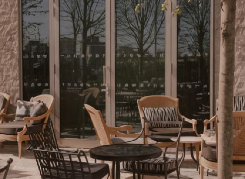 Maison Heler Metz, Curio Collection By Hilton