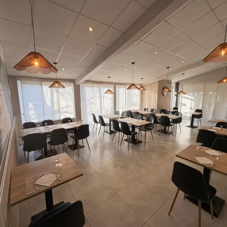 Logis Hôtel l'Oliveraie