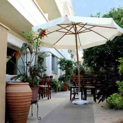 Philoxenia Hotel & Studios Hotel Exterior