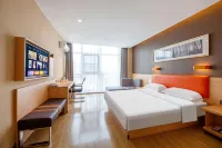 7 Days Premium Hotel (Qianxi County Government) - Park Yeri