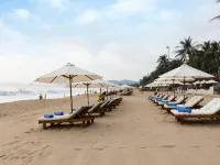 Starcity Bayfront Nha Trang Hotel Hotels near 2/4 Square