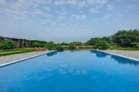 Talabgaon Castle - Pools
