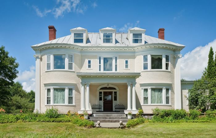 Hillholm Estate