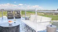 Swanky HUGE 3 Bedroom 3 Bath in Las Palomas. 2 Master Bedrooms. Just Remodeled!