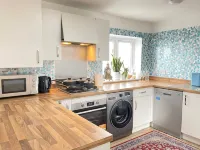 Impeccable 2 Bedroom House in Bicester Hotels in Bicester