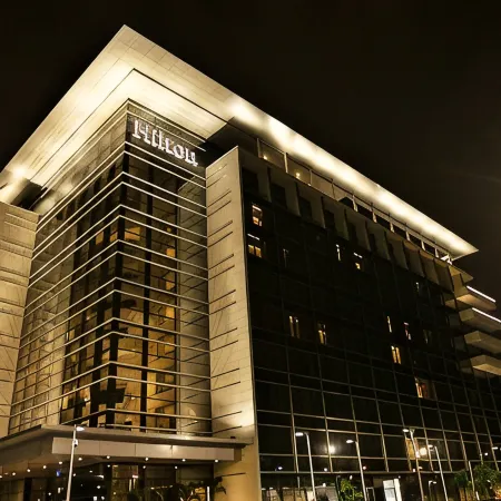 Hilton Barra Rio de Janeiro Отели рядом с достопримечательностью «Кариока Арена 2»