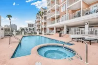 Spectacular, Unobstructed Beach Views! Newly Updated and Renovated Condo. - Private Pools