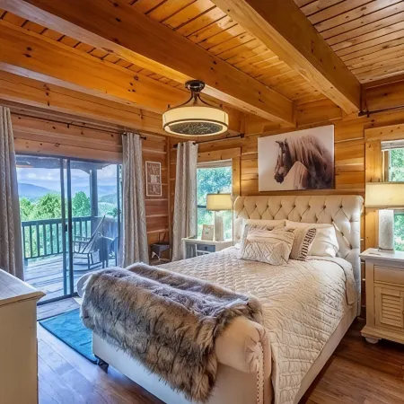 Majestic Mountain Top, Best View in Bryson City!