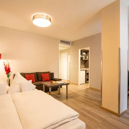 KOOS Hotel & Apartments - City Aparthotel