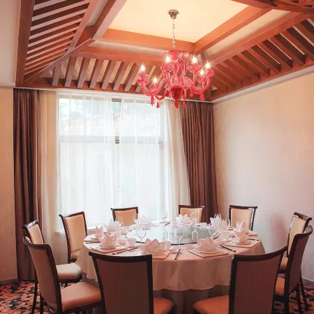 Jinchen Hotel