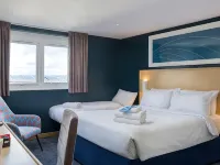 Travelodge Portsmouth โรงแรมใกล้พอร์ตโซเลนท์