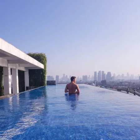 Azana Suites Hotel Antasari