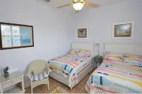 Luxurious Ocean- Front 5th Floor – 3/3 Corner Unit – Sleeps 8