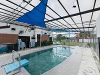 Lot 925 - A’Famosa Resort covered Pool Pickleball BBQ - Pools