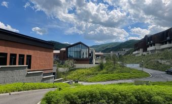 Oakwood Suites Chongli