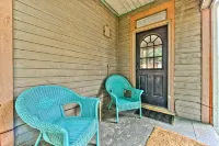 Historic Pet-Friendly Home in Downtown(One side of duplex) - Bungalow
