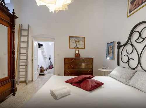 Corte Fiorita - City Center historical stay - 3-Star