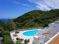 LiVEMAX RESORT IZUSHIMODA - Rooftop Pools