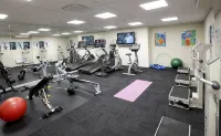 The Rees Hotel, Luxury Apartments & Lakeside Residences - Gym
