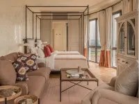 Toscana Piazza by Toscana Valley Hotels near Pete Maze