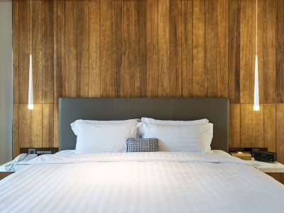 Home Hotel